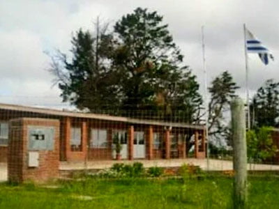 Escuela_98_San_Carlos