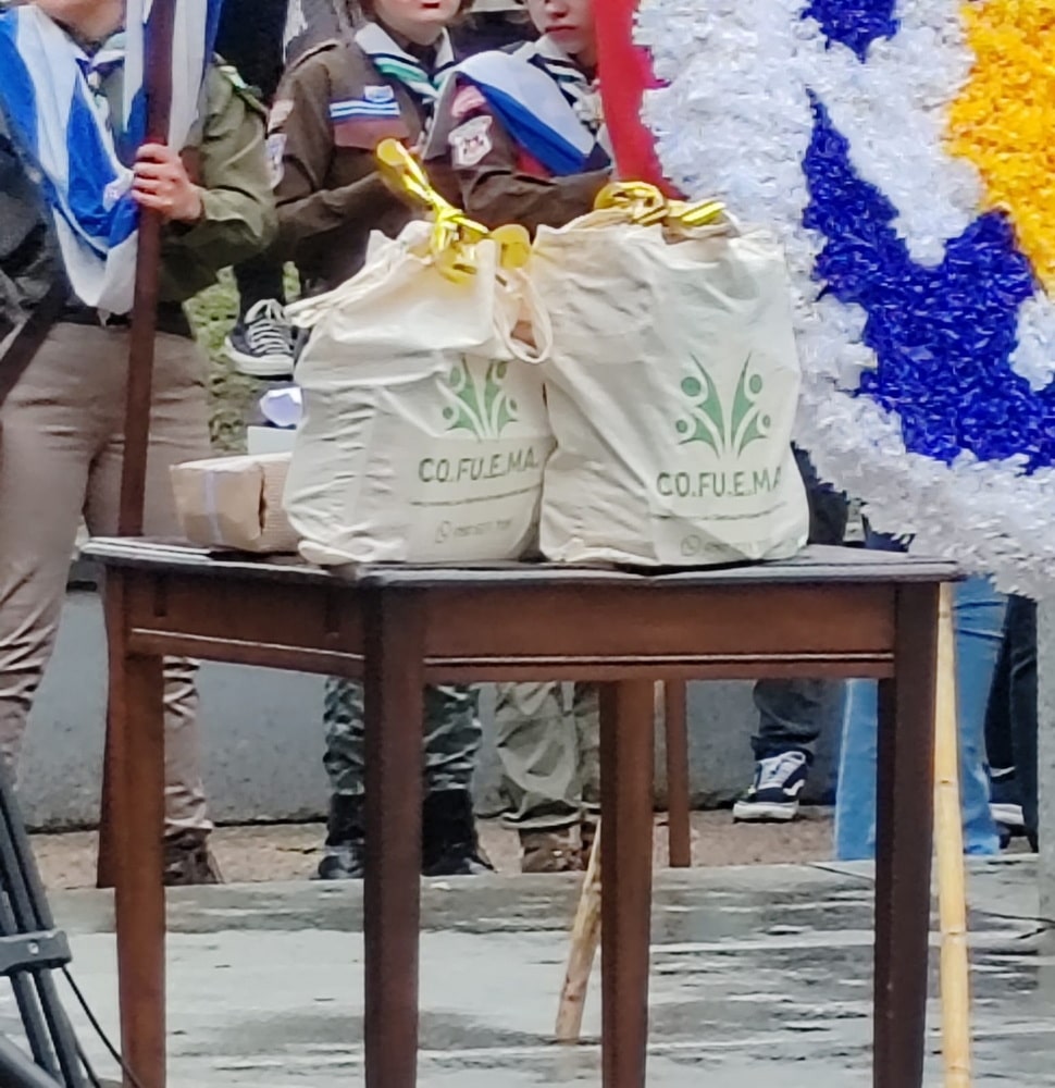 001_Acto_Independencia-min