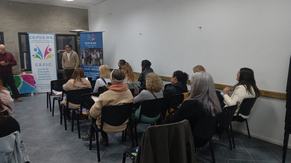 Charla_Barbieri_004-min