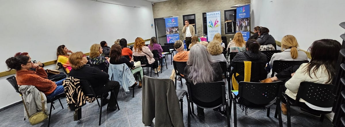 Charla_Barbieri_011-min